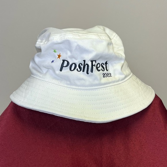 NEW Poshmark PoshFest 2022 Bucket Hat - Picture 1 of 5